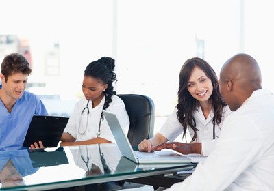 Ciclo de palestras capacita profissionais do setor de sa�de