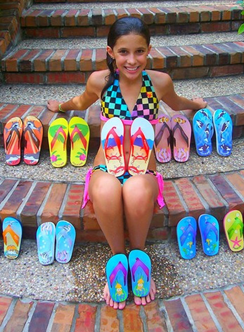 Menina de 15 anos ganha US$ 1 milh�o com empresa de chinelos