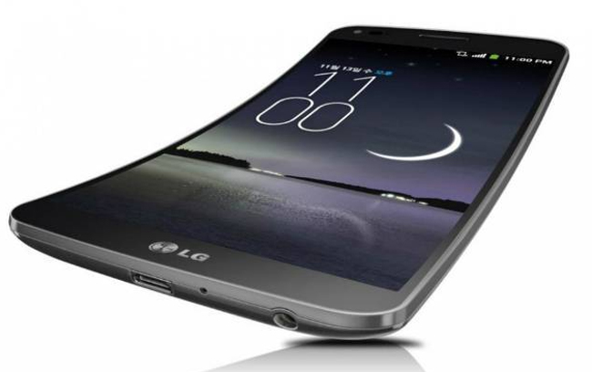 Primeiro celular curvo no Brasil, LG G Flex chega s lojas por R$ 2.700