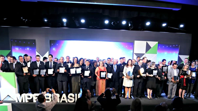 Sebrae premia gesto de micro e pequenos empreendedores